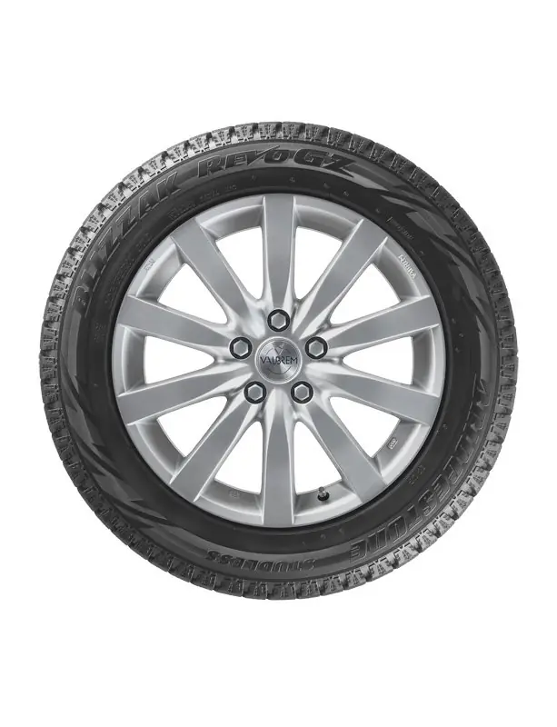 Шины Bridgestone Blizzak Revo GZ 225/50R17